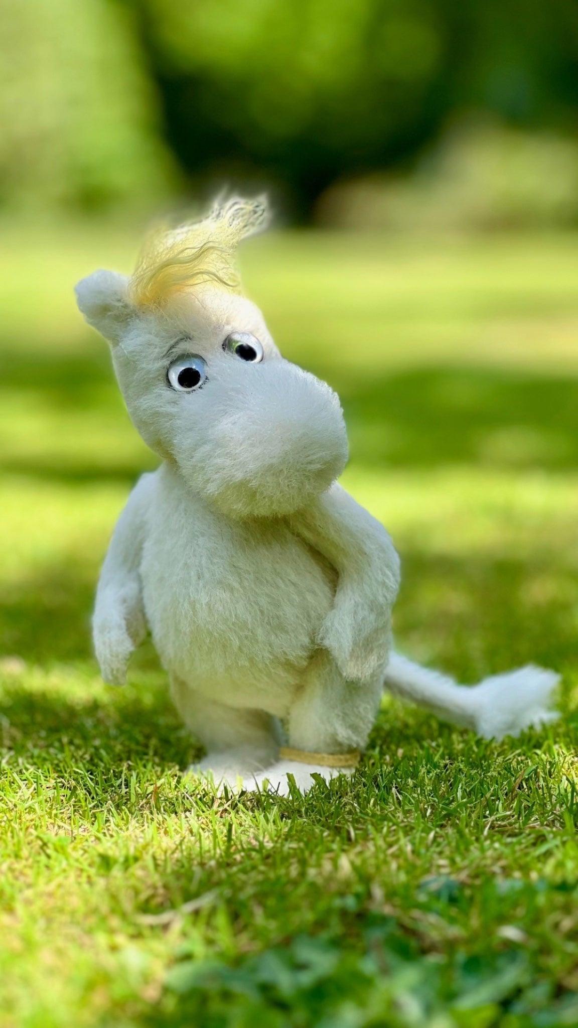 MiniMo Snork Maiden on the lawn
